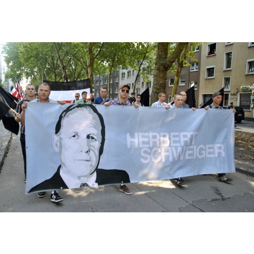 Schweiger, Herbert: Mythos Waffen-SS