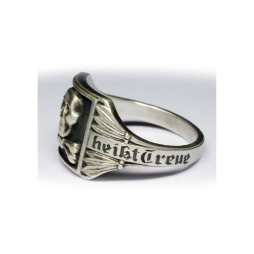 Ring "Meine Ehre heißt Treue" mit Totenkopf und gekreuzten Knochen